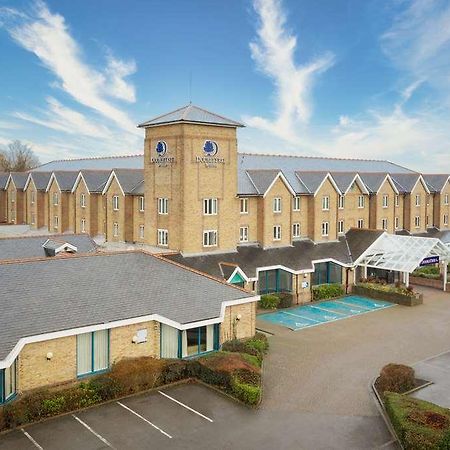 Doubletree By Hilton London Elstree Hotel Borehamwood Kültér fotó