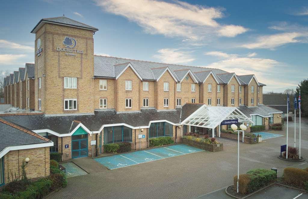 Doubletree By Hilton London Elstree Hotel Borehamwood Kültér fotó