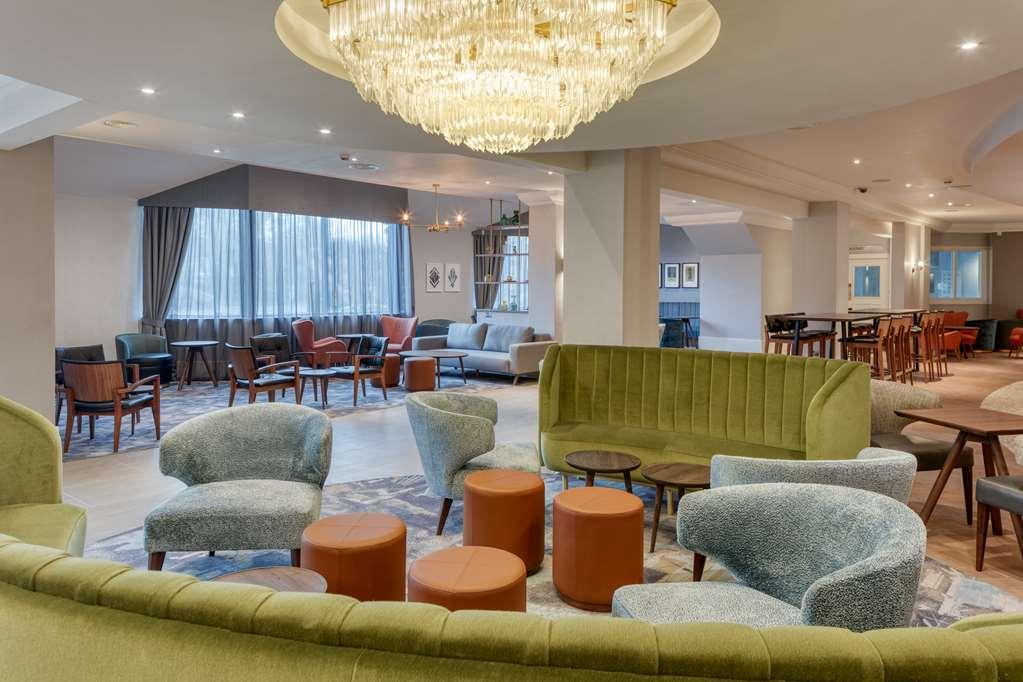 Doubletree By Hilton London Elstree Hotel Borehamwood Beltér fotó