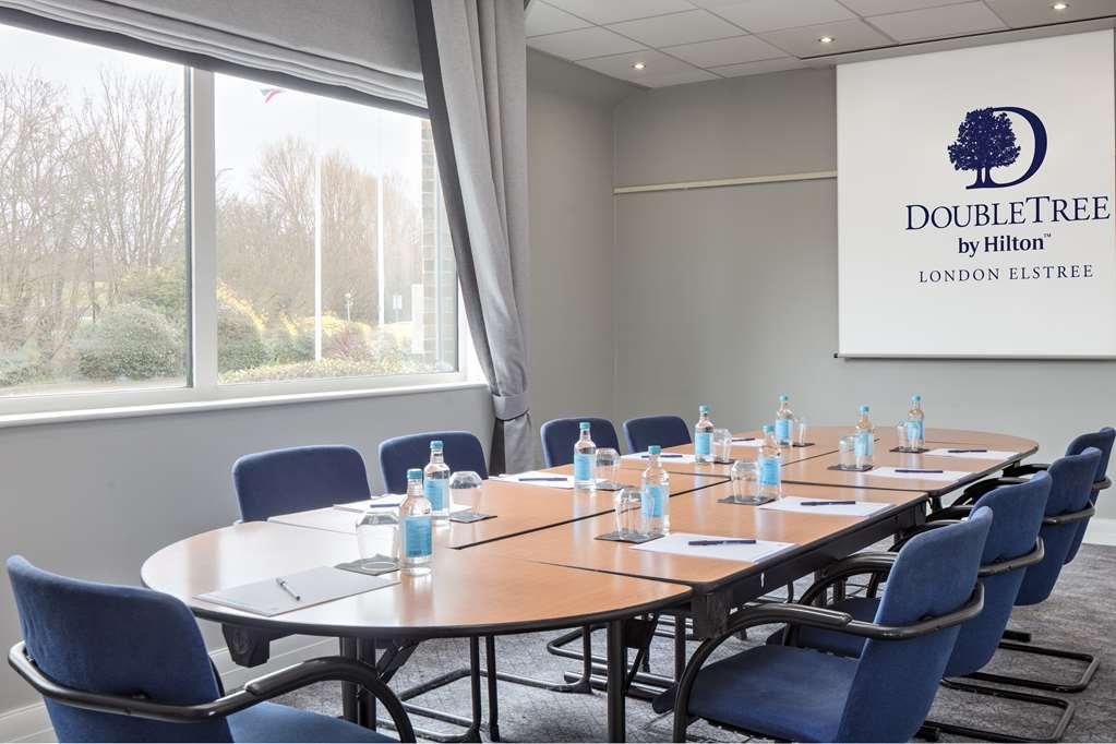Doubletree By Hilton London Elstree Hotel Borehamwood Létesítmények fotó