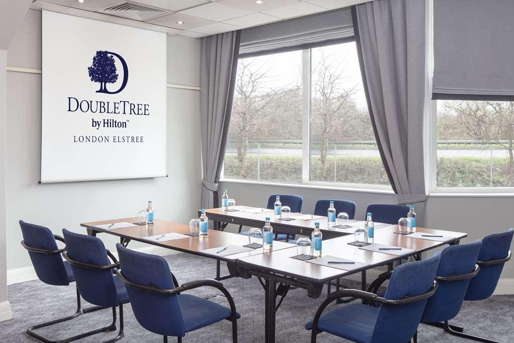 Doubletree By Hilton London Elstree Hotel Borehamwood Létesítmények fotó