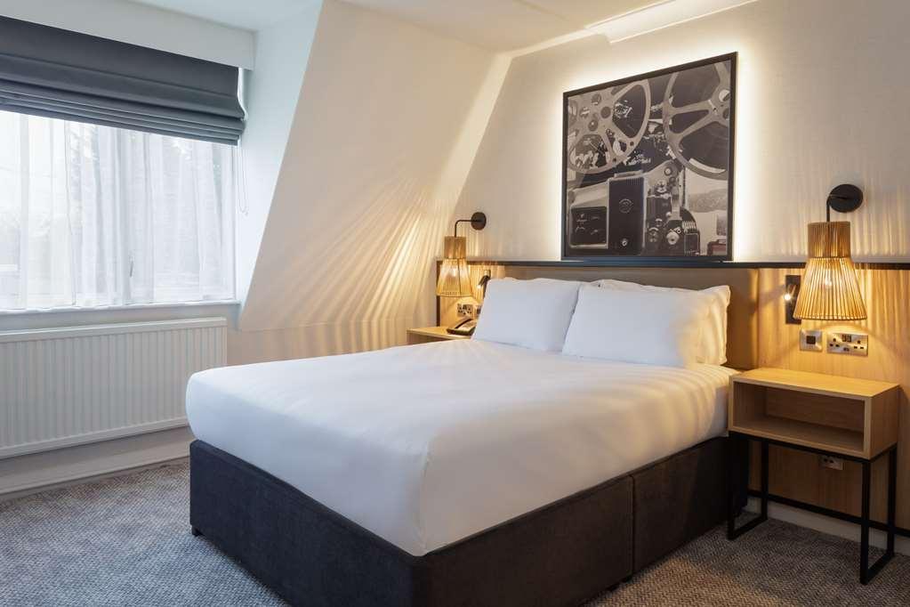 Doubletree By Hilton London Elstree Hotel Borehamwood Szoba fotó